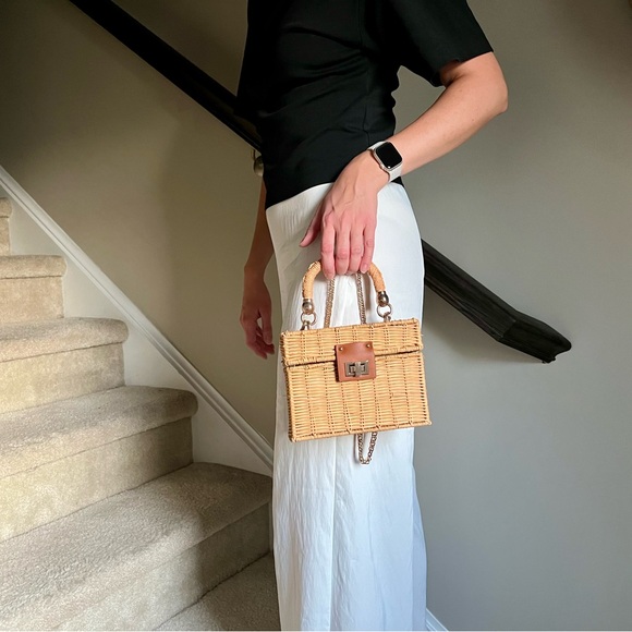 Zara - Picture 6 of 6